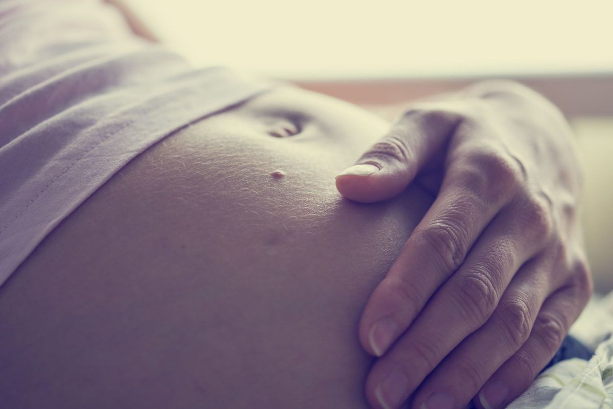 Reparar el descolgamiento abdominal tras el embarazo